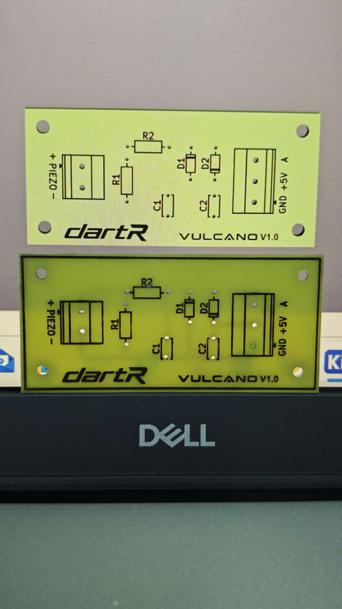 Piezo PCB silkscreen